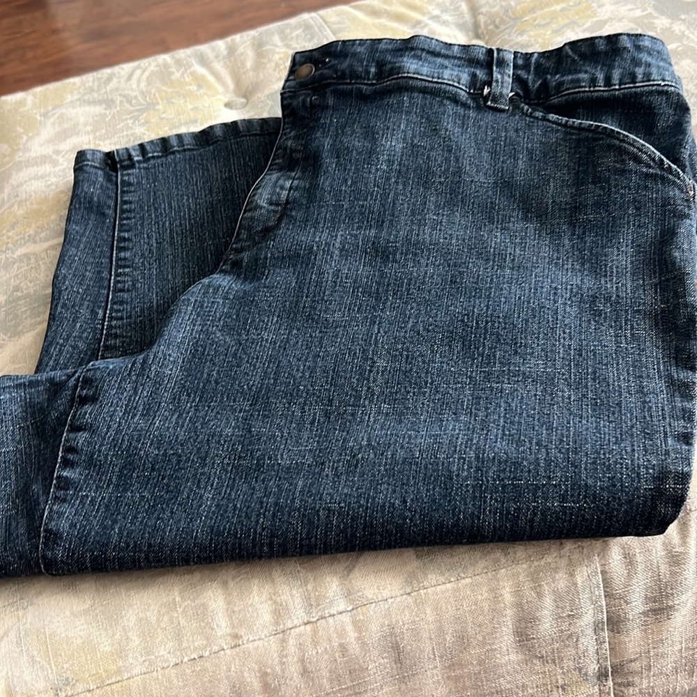 Nice Liz Claiborne Denim Capris, 22W, Quality Fabric and Great Condition